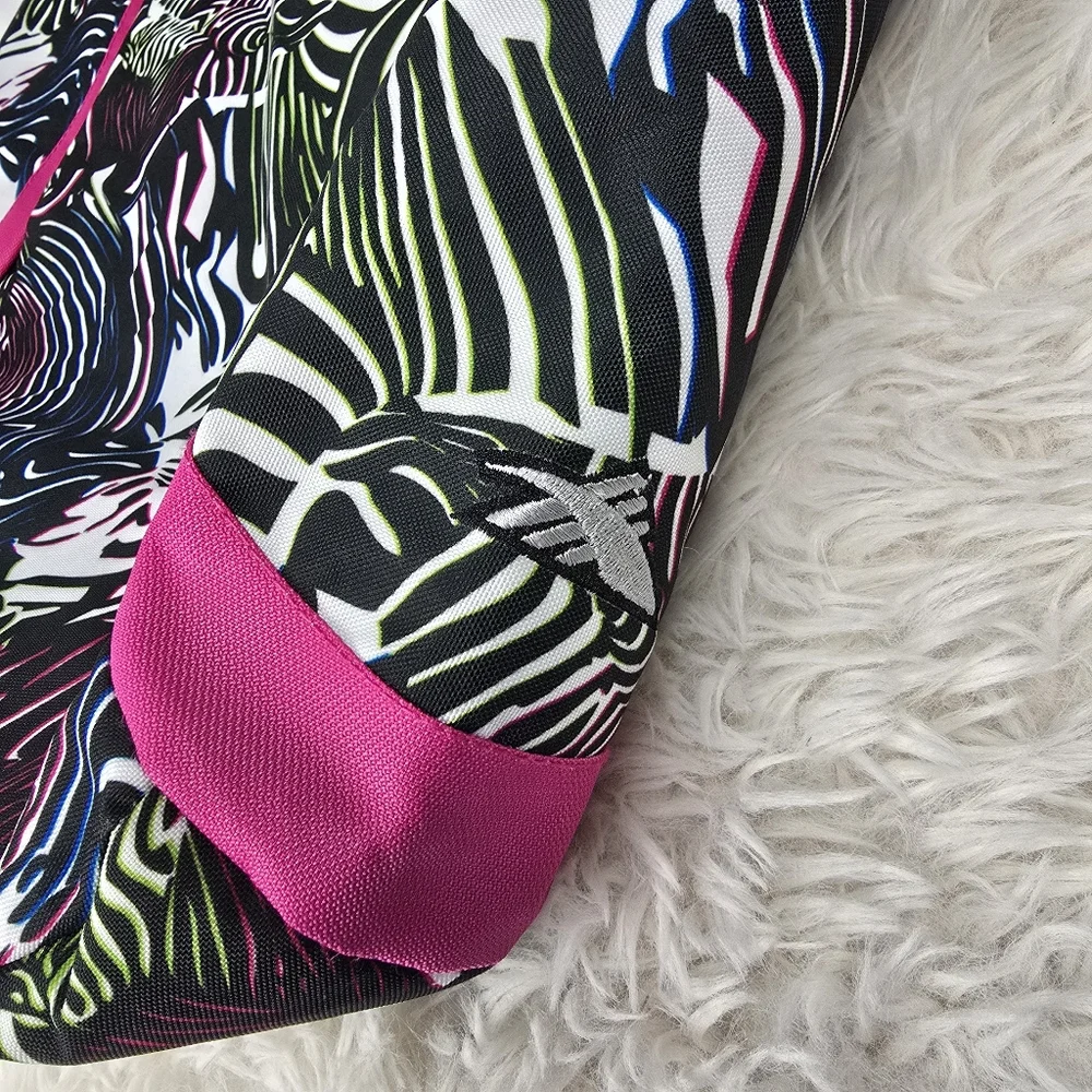 High Sierra Tote Bag with Zippered Closure